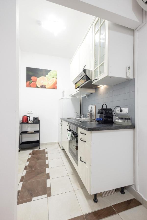 Downtown Tranquility Apartment Budapest Bagian luar foto