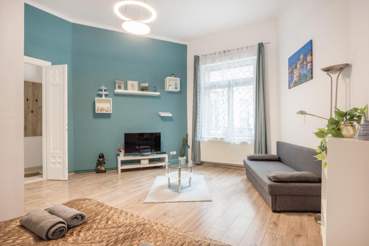 Downtown Tranquility Apartment Budapest Bagian luar foto