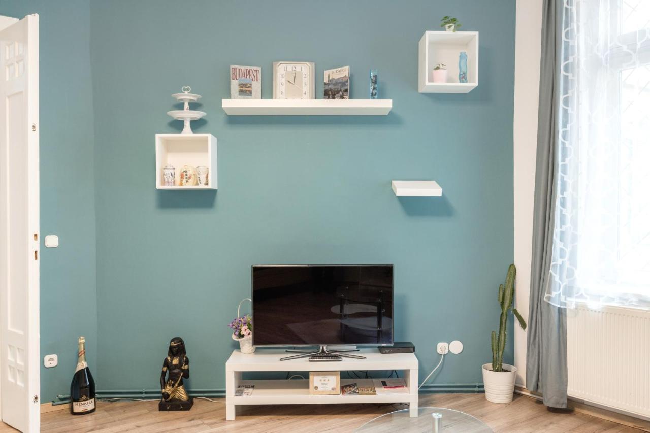 Downtown Tranquility Apartment Budapest Bagian luar foto